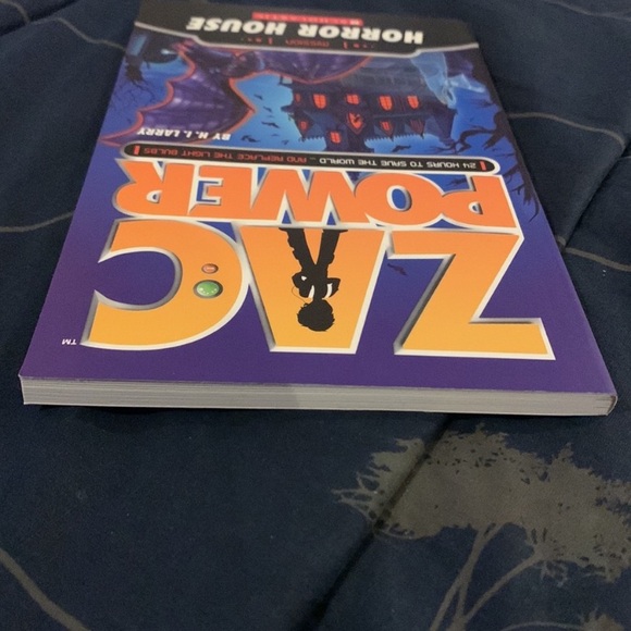 3 EUC Mystery Books - Infinity Ring, The 39 Clues, Zac Power - Picture 16 of 16